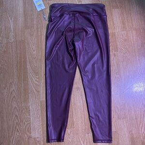 DKNY | NWOT sz medium | Burgundy Leggings cropped ankle length faux leather